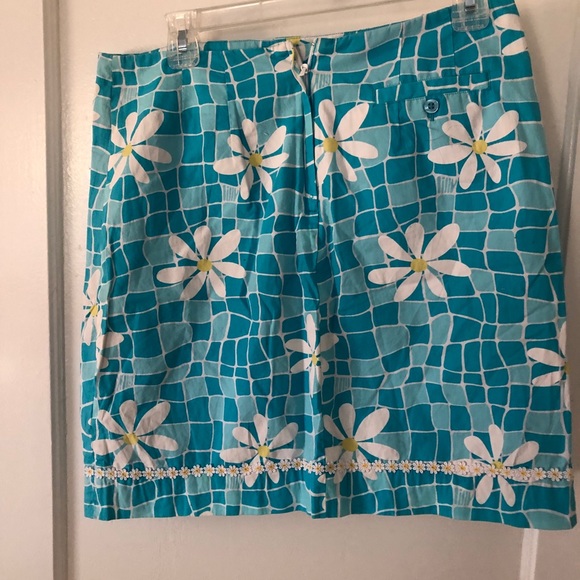 Blue Lilly Pulitzer Skort Sz. 8 - Picture 2 of 4